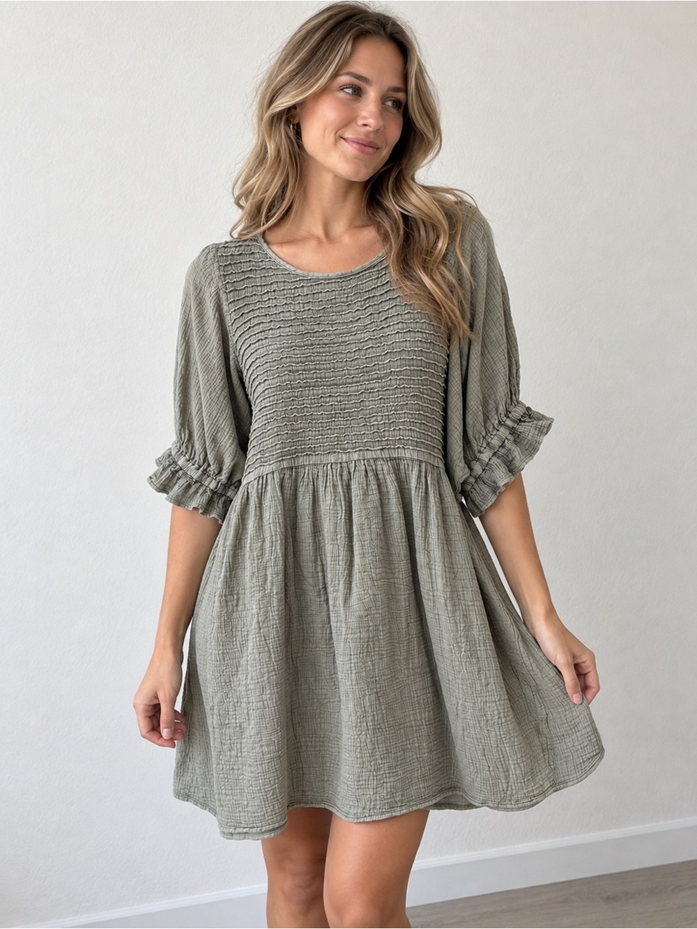 Easel Los Angeles Gray Cotton Gauze Smocked Babydoll Dress Size S Ruffle Sleeve